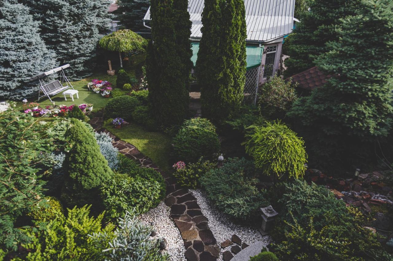 Апартаменты В Гостевом Домике Almatî Exterior foto